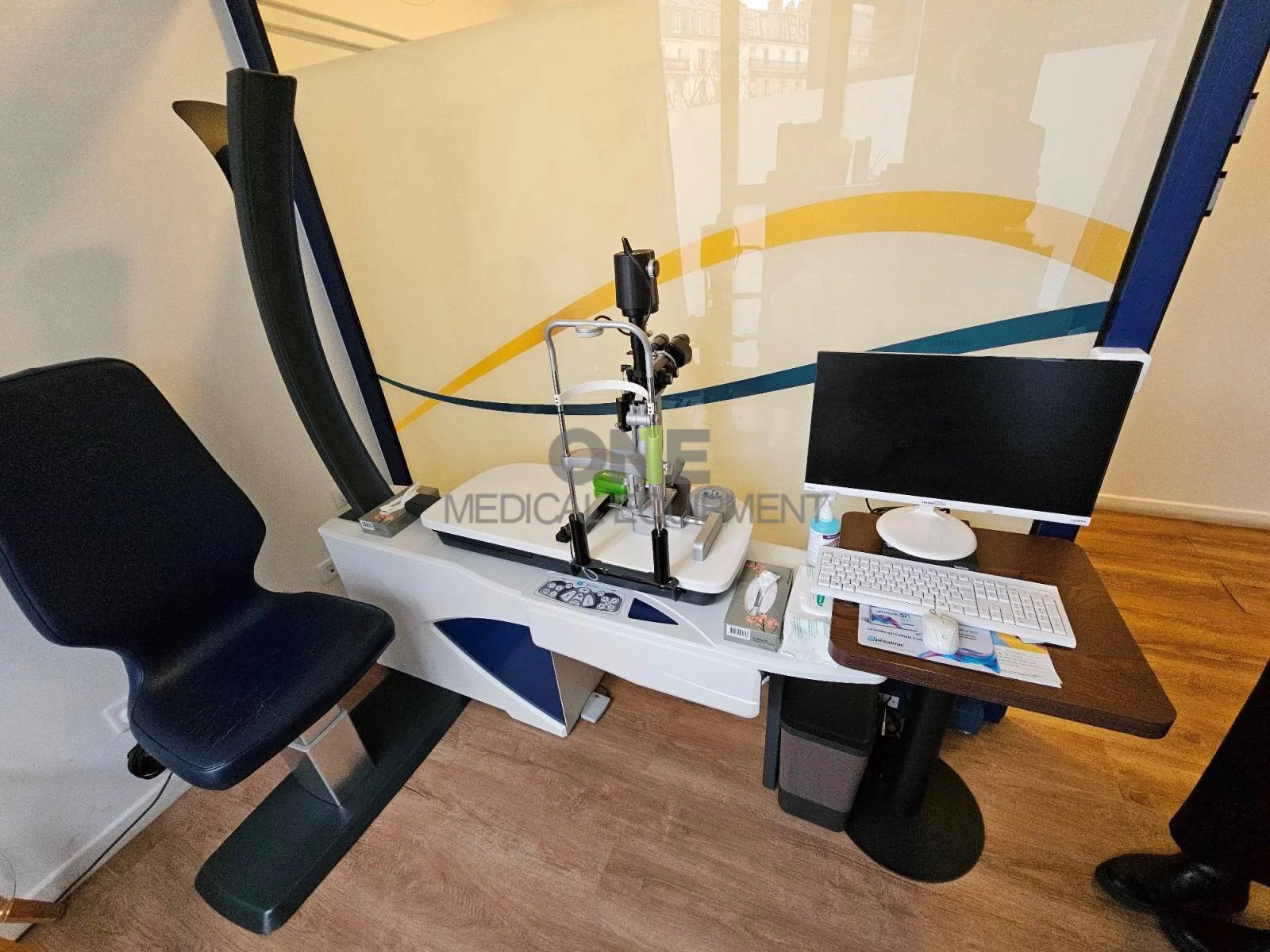Haag-Streit BQ 900 LED Slit Lamp