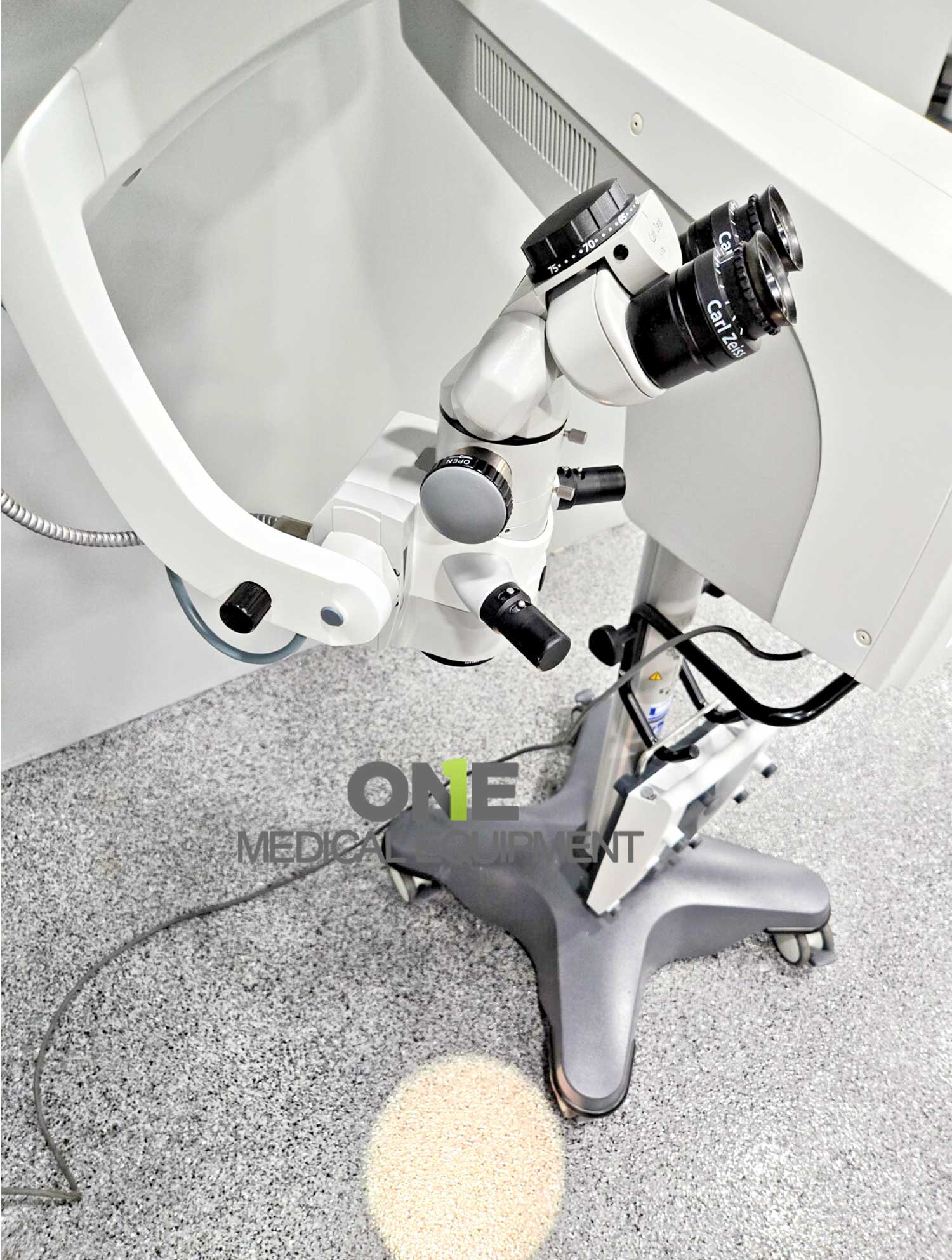 Lumera Microscope ZEISS OPMI Lumera i S7 Surgical Microscope